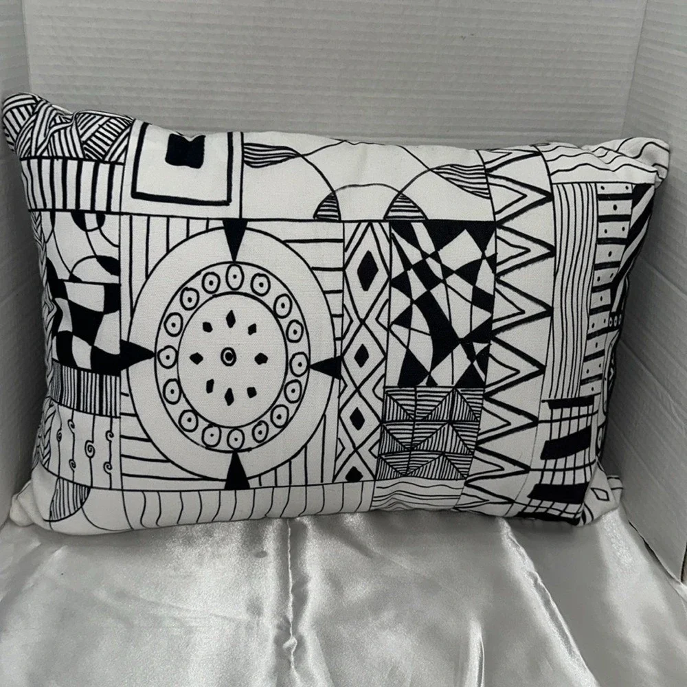 Autistic Designed Geometric Throw Pillow 